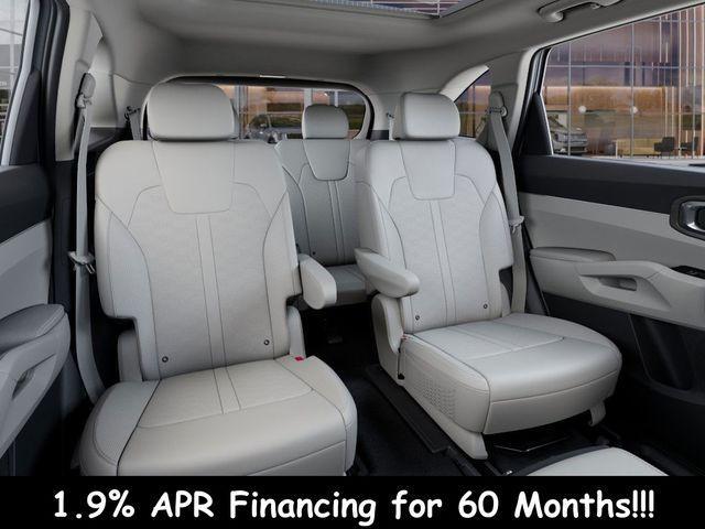 new 2025 Kia Sorento car, priced at $38,135