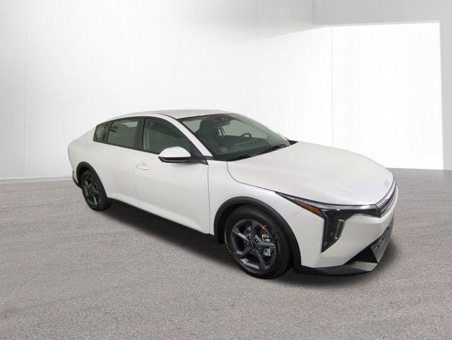 new 2025 Kia K4 car, priced at $23,066