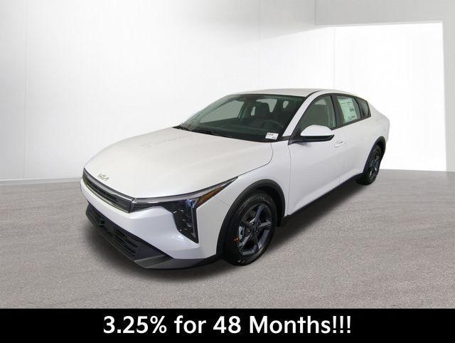new 2025 Kia K4 car, priced at $23,266