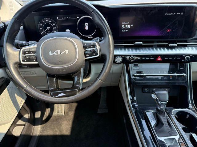 used 2023 Kia Carnival car, priced at $37,989