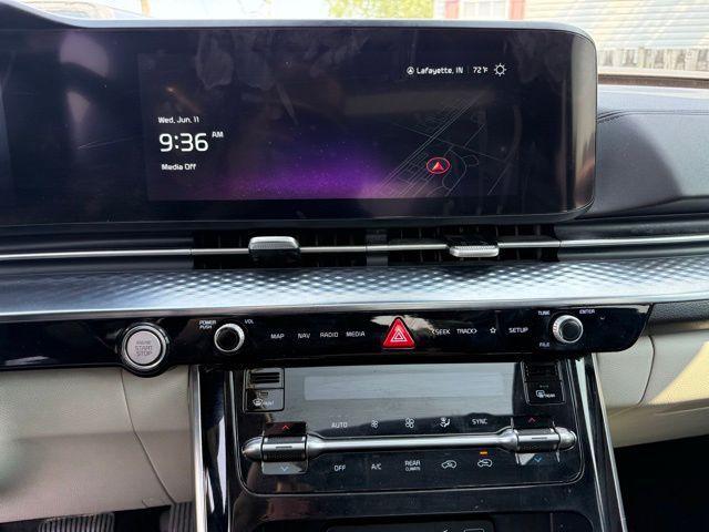 used 2023 Kia Carnival car, priced at $37,989