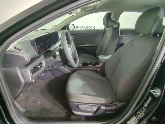 new 2025 Kia K4 car, priced at $22,099