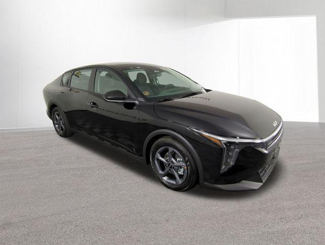 new 2025 Kia K4 car, priced at $22,099