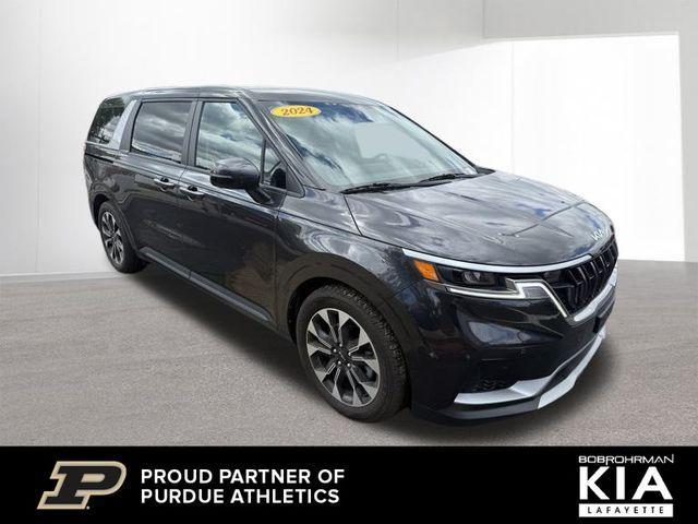 used 2024 Kia Carnival car, priced at $35,400