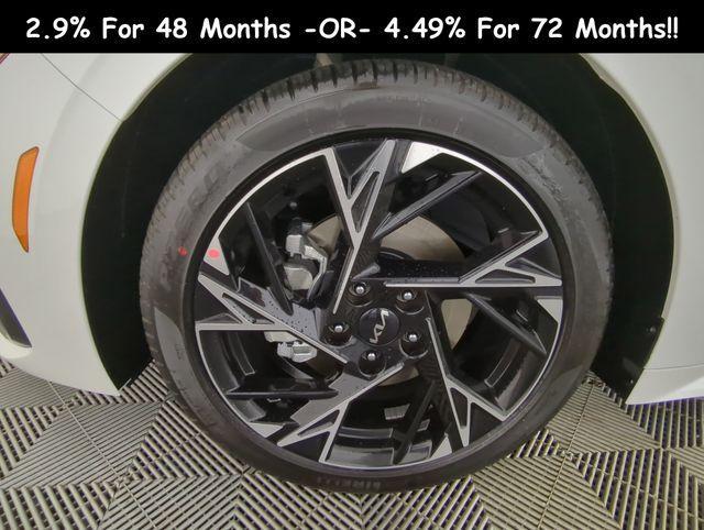 new 2025 Kia K5 car, priced at $31,385