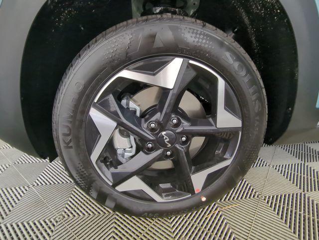 new 2026 Kia Seltos car, priced at $27,439