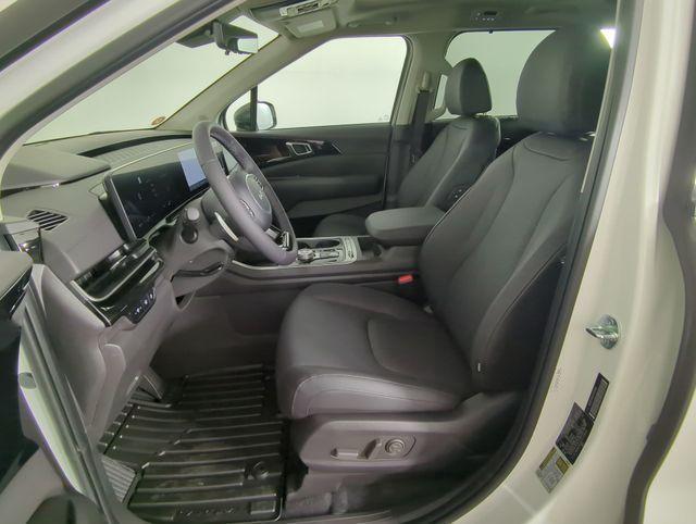 new 2026 Kia Carnival Hybrid car, priced at $51,890