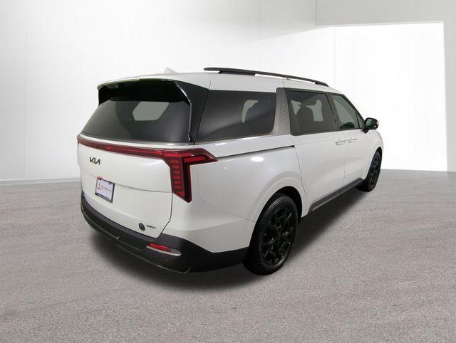 new 2026 Kia Carnival Hybrid car, priced at $51,890