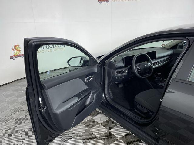 new 2025 Kia K4 car, priced at $22,199