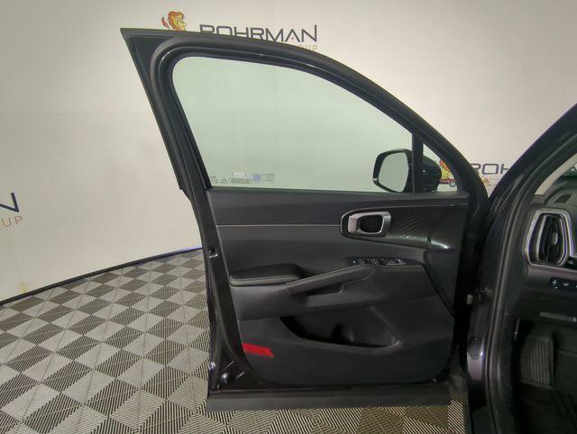 new 2026 Kia Sorento car, priced at $38,265