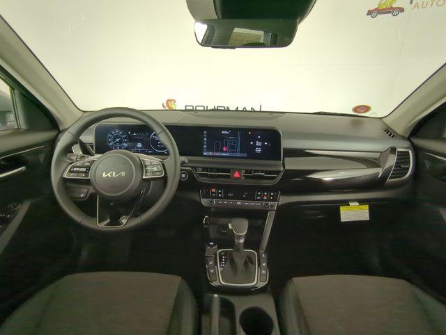 new 2025 Kia Seltos car, priced at $28,419