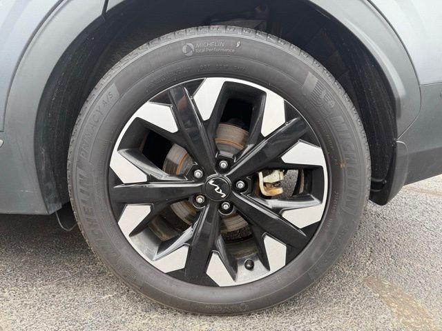 used 2023 Kia Sportage Plug-In Hybrid car, priced at $33,049
