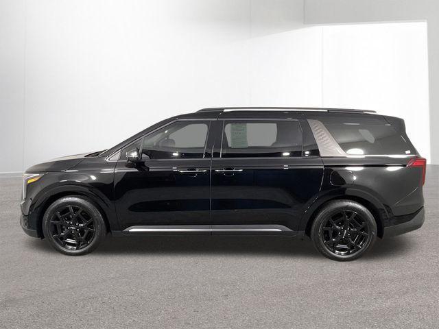 used 2025 Kia Carnival car, priced at $42,987