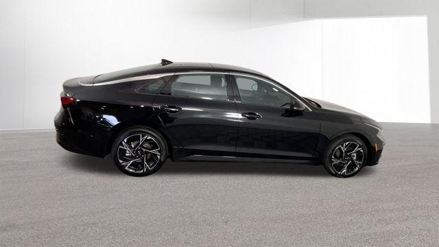 new 2025 Kia K5 car, priced at $30,825