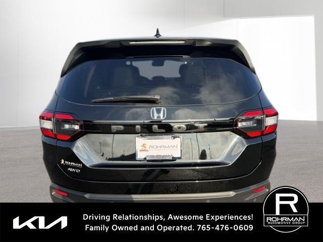 used 2025 Honda Pilot car, priced at $41,952