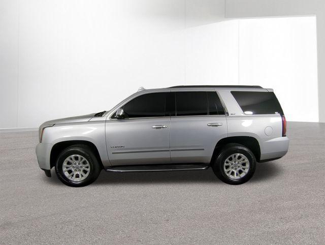 used 2017 GMC Yukon car, priced at $21,380