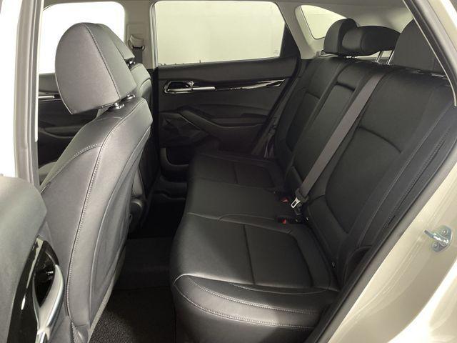 new 2025 Kia Seltos car, priced at $29,033