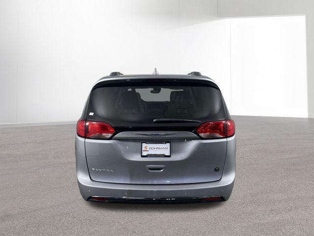 used 2019 Chrysler Pacifica car, priced at $15,995