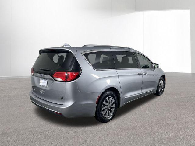 used 2019 Chrysler Pacifica car, priced at $15,995