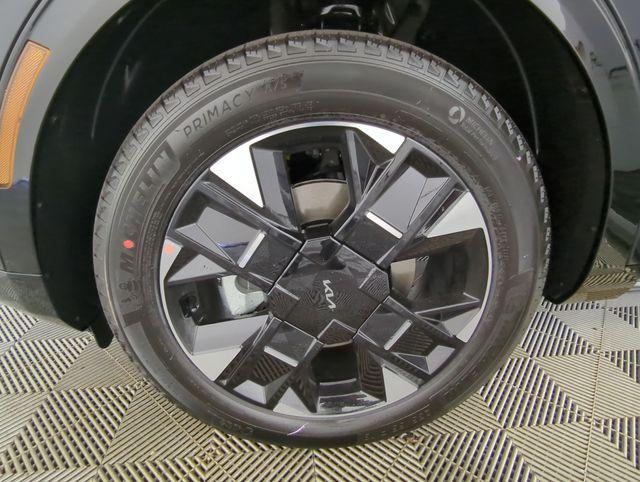 new 2026 Kia Sportage car, priced at $39,185
