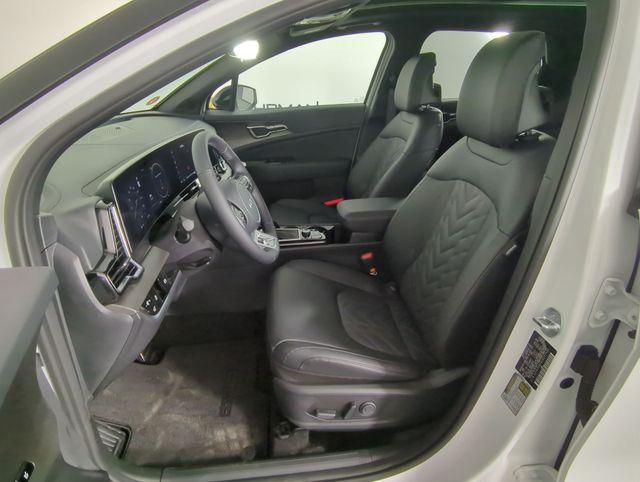new 2025 Kia Sportage car, priced at $36,283