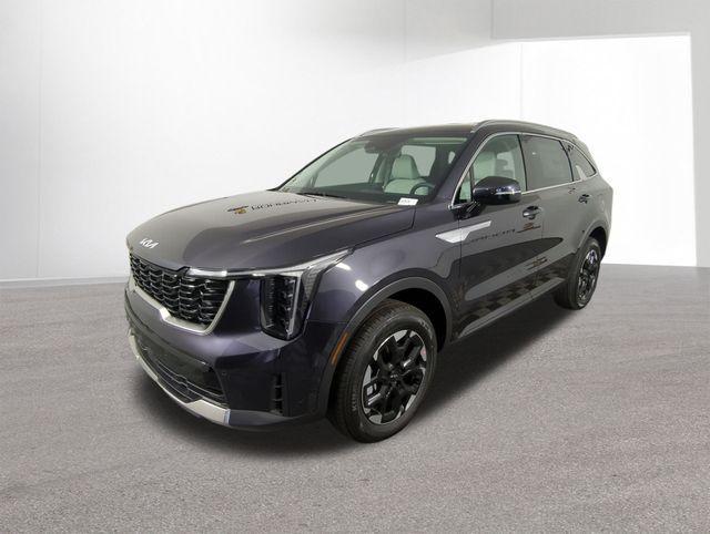 new 2025 Kia Sorento car, priced at $35,678