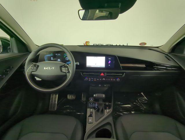 new 2025 Kia Niro car, priced at $30,886