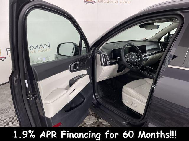 new 2025 Kia Sorento car, priced at $34,062