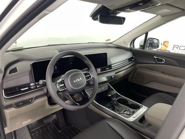 new 2025 Kia Carnival car, priced at $40,920