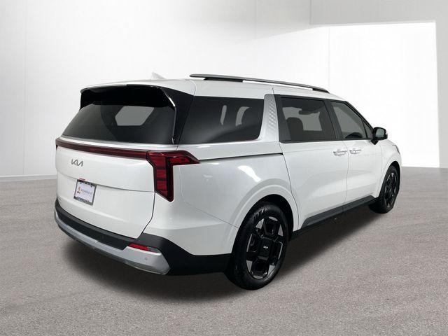 new 2025 Kia Carnival car, priced at $40,920