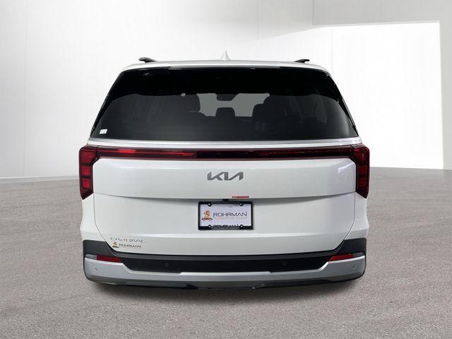 new 2025 Kia Carnival car, priced at $40,920