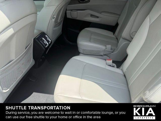 used 2023 Kia Sorento car, priced at $31,546