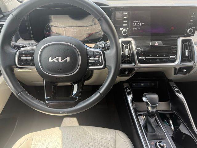 used 2023 Kia Sorento car, priced at $31,546