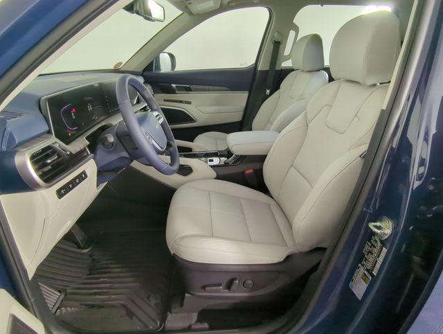 new 2025 Kia Telluride car, priced at $44,710