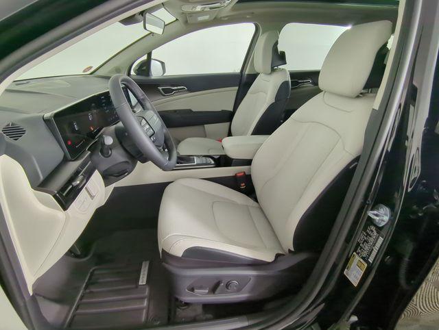 new 2026 Kia Sportage car, priced at $30,303