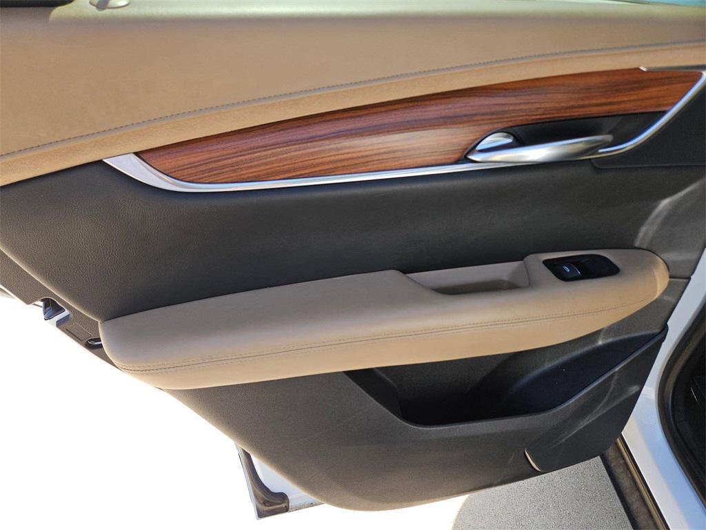 used 2019 Cadillac XT5 car, priced at $23,700
