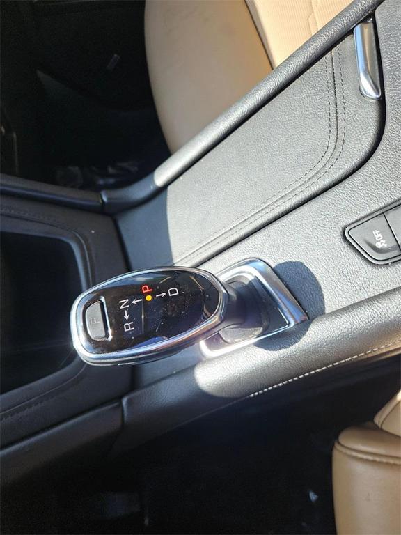 used 2019 Cadillac XT5 car, priced at $23,700