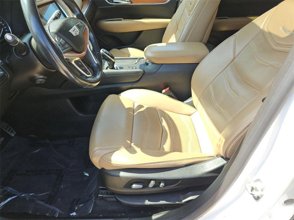 used 2019 Cadillac XT5 car, priced at $23,700