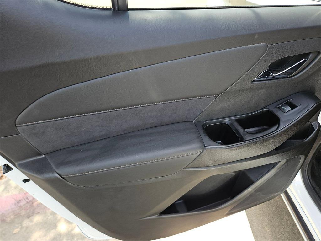 used 2023 Chevrolet Traverse car, priced at $35,500