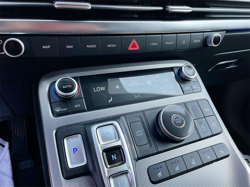 used 2025 Hyundai Palisade car, priced at $40,000