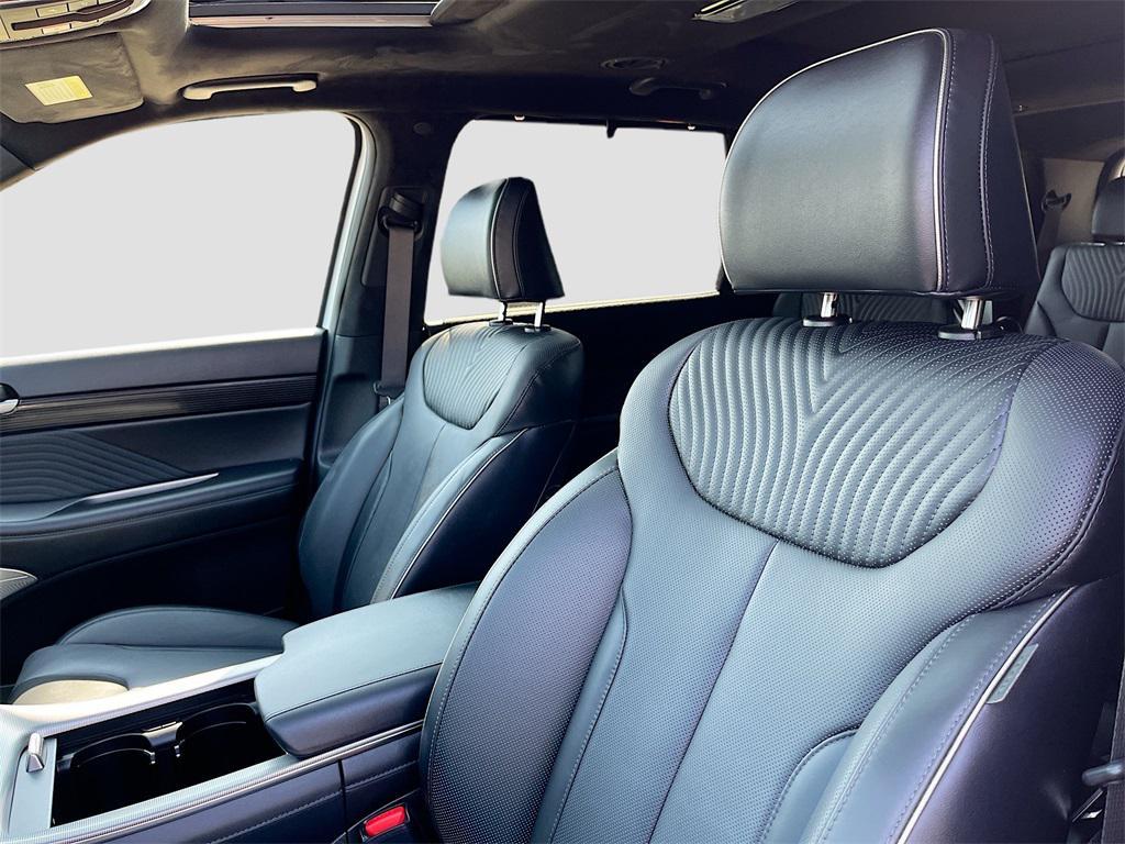 used 2025 Hyundai Palisade car, priced at $40,000
