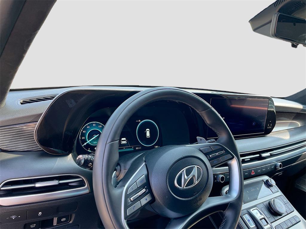used 2025 Hyundai Palisade car, priced at $40,000