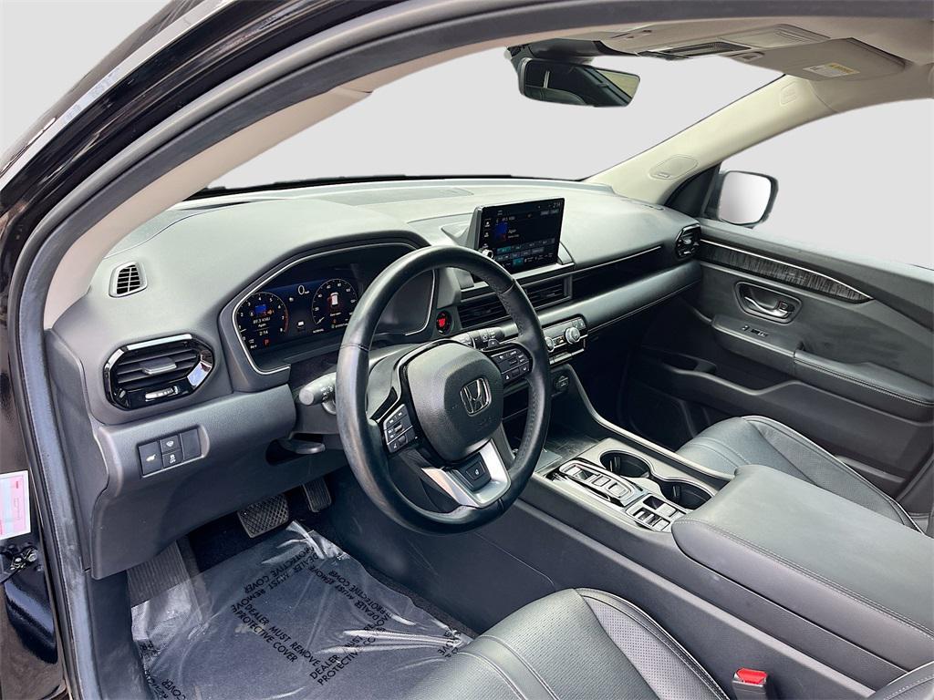 used 2024 Honda Pilot car, priced at $39,500