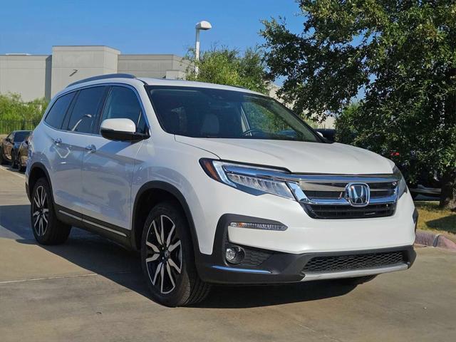 used 2022 Honda Pilot car, priced at $30,700