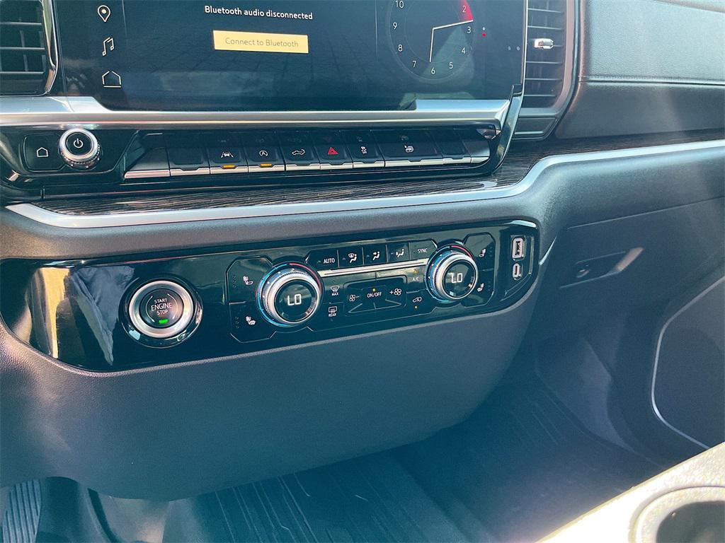 used 2022 GMC Sierra 1500 car, priced at $35,000