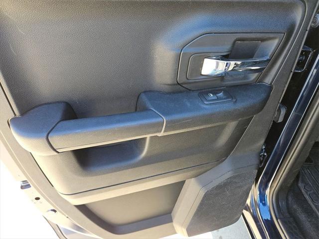 used 2021 Ram 1500 Classic car, priced at $25,000