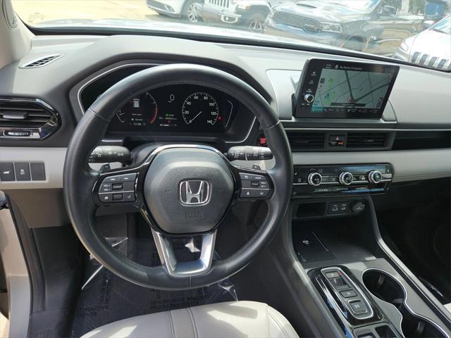 used 2023 Honda Pilot car, priced at $33,300