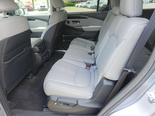 used 2023 Honda Pilot car, priced at $33,300