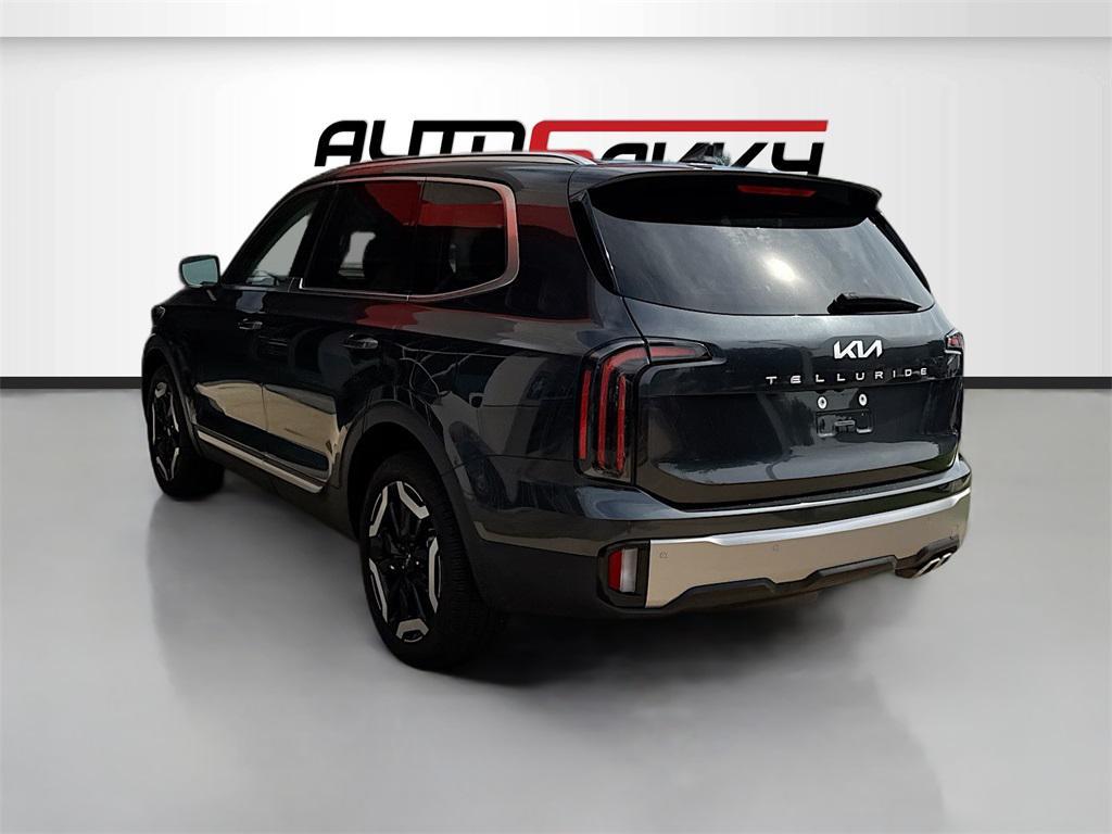 used 2024 Kia Telluride car, priced at $32,200
