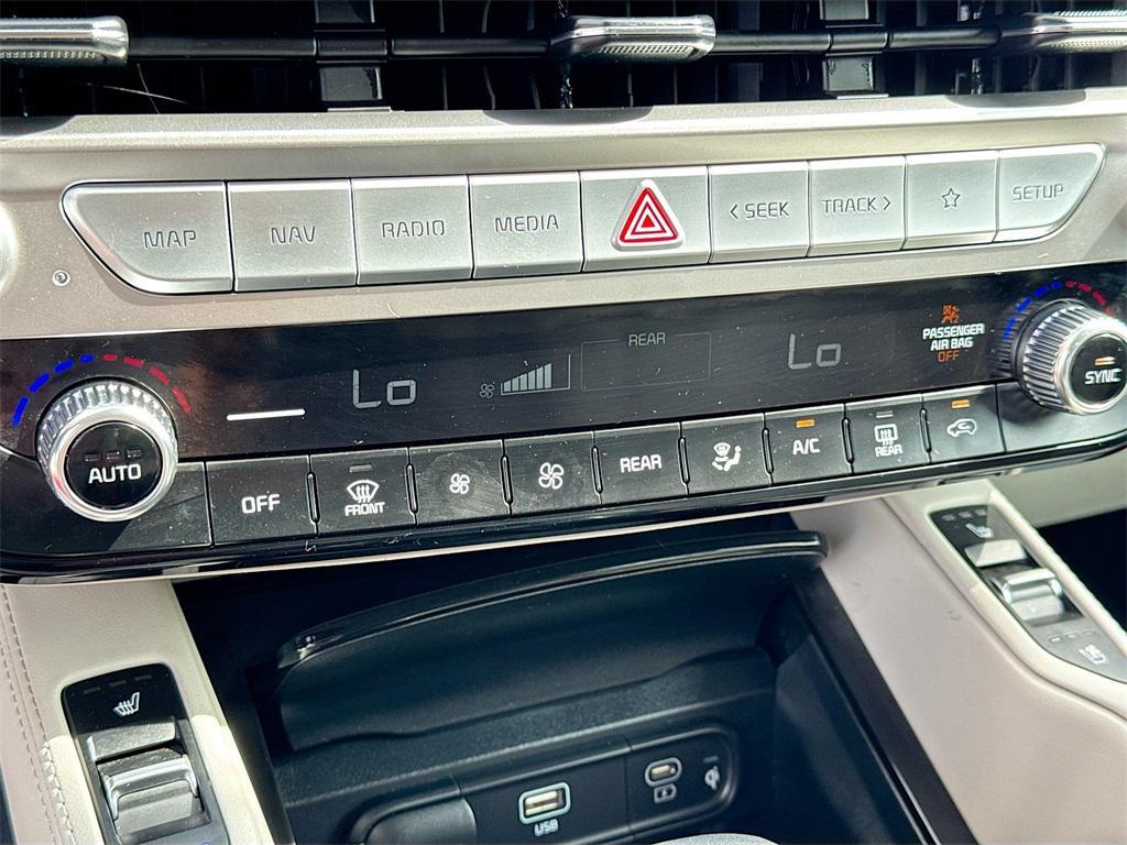 used 2024 Kia Telluride car, priced at $32,200